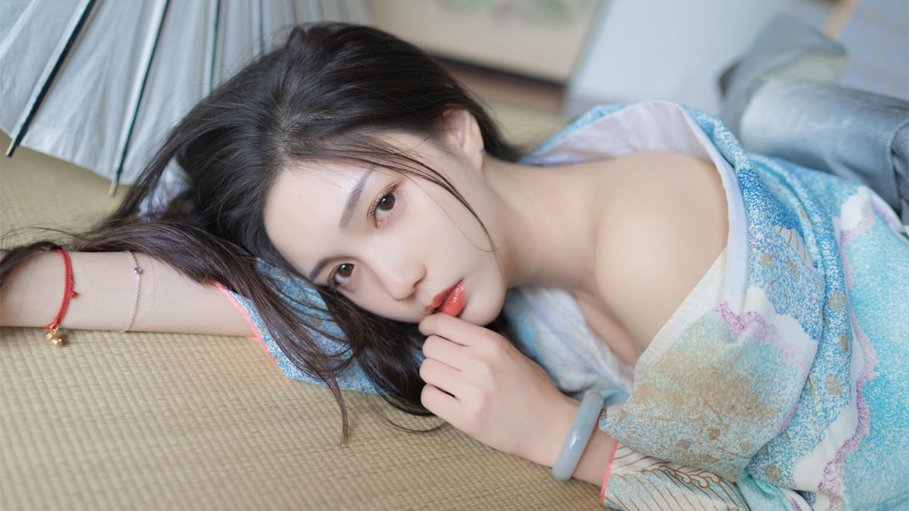 奇迹暖暖中的甜蜜情侣，从虚拟到现实的浪漫之旅